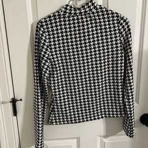 Black and White Houndstooth Women's Top